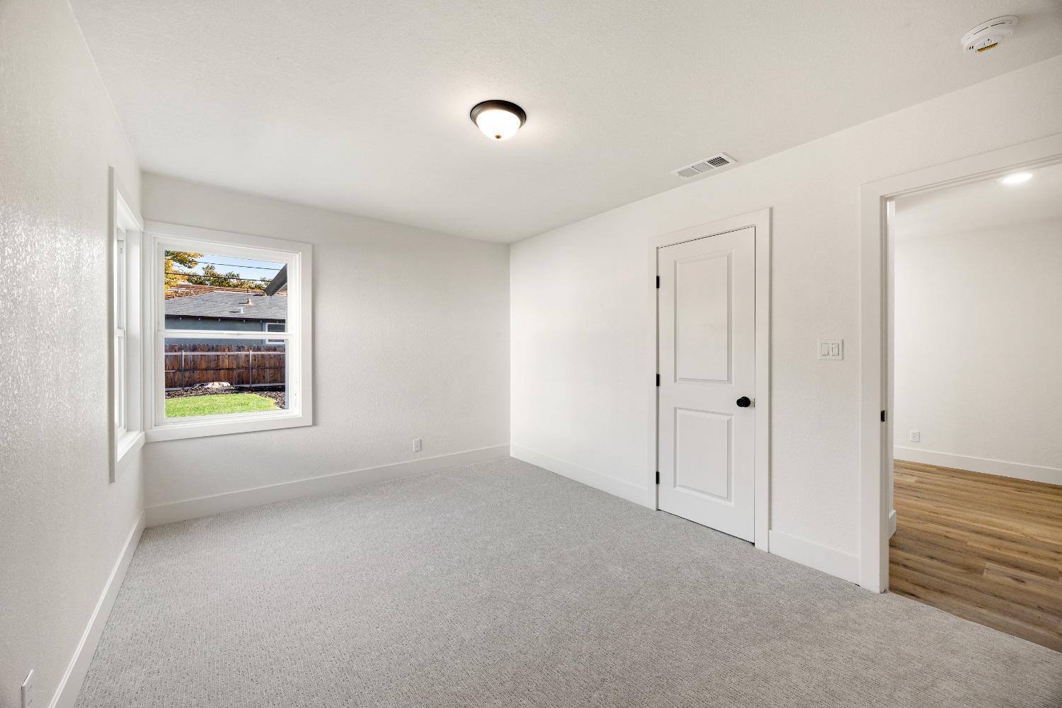 Detail Gallery Image 17 of 40 For 3815 64th St, Sacramento,  CA 95820 - 3 Beds | 2 Baths