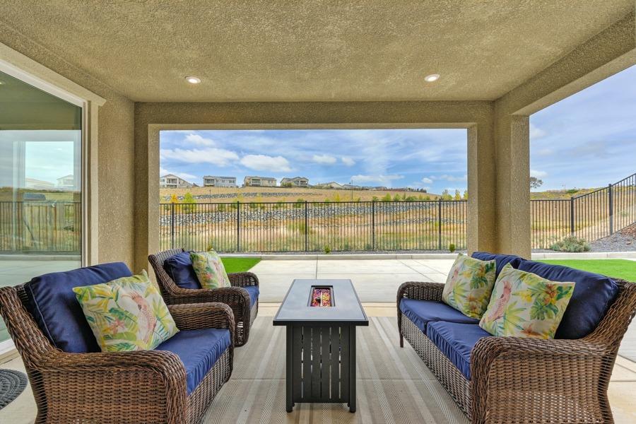 Detail Gallery Image 45 of 62 For 4890 Rockrose Dr, Folsom,  CA 95630 - 4 Beds | 2/1 Baths