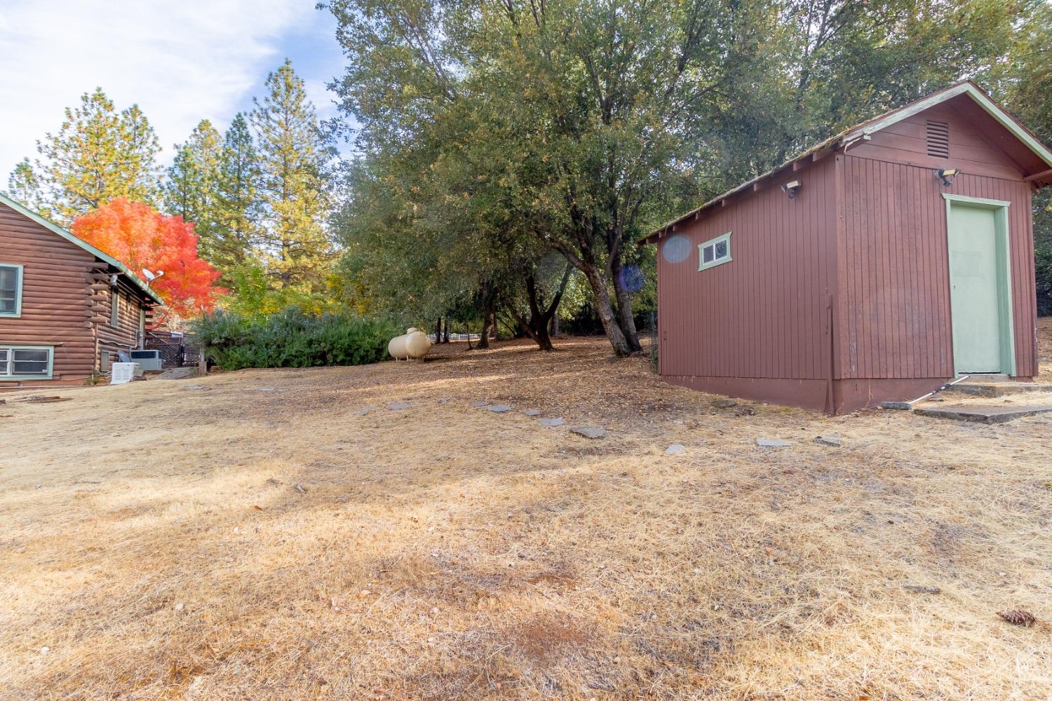 Detail Gallery Image 34 of 64 For 10371 Ponderosa Way, Pine Grove,  CA 95665 - 3 Beds | 3/1 Baths