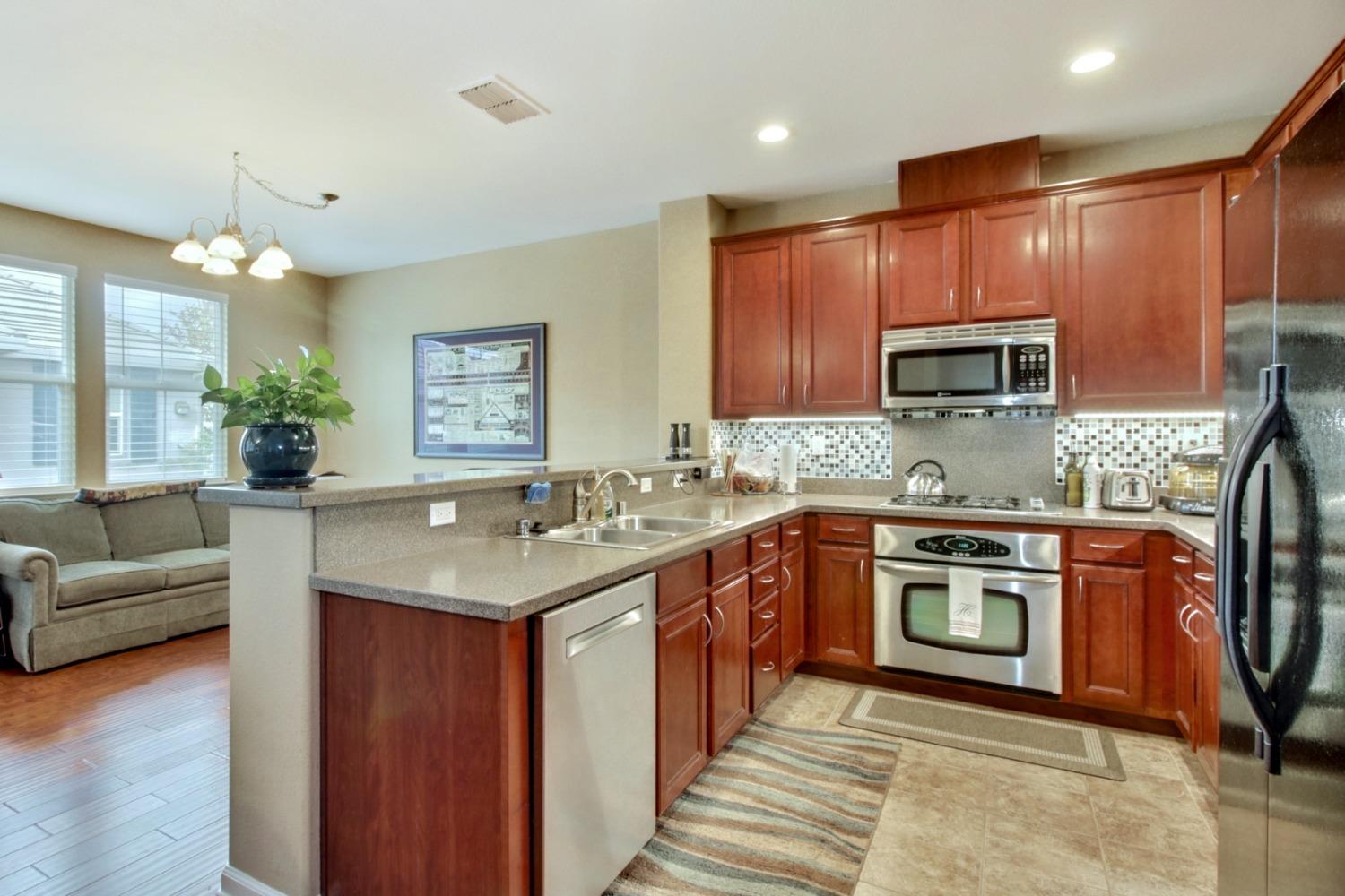 Detail Gallery Image 14 of 33 For 4059 Innovator Dr #3101,  Sacramento,  CA 95834 - 2 Beds | 2 Baths