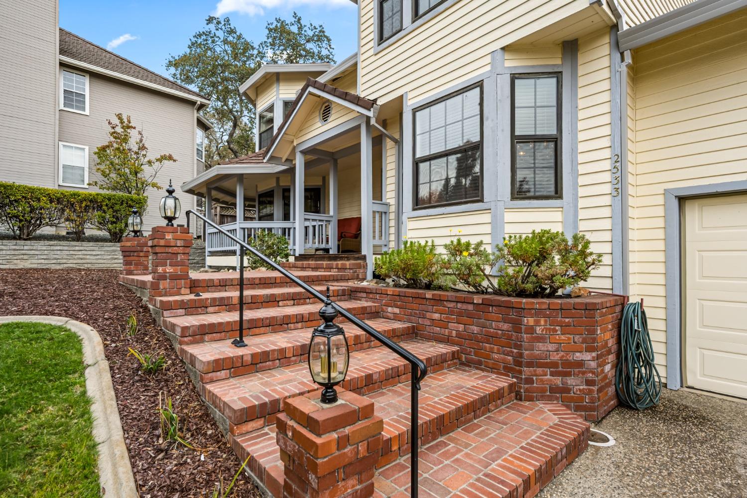 Detail Gallery Image 5 of 44 For 2533 Belmont Way, El Dorado Hills,  CA 95762 - 4 Beds | 3 Baths