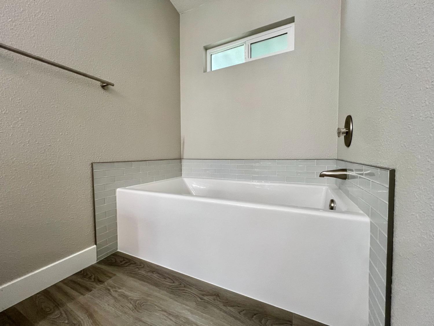 Detail Gallery Image 13 of 33 For 3120 Live Oak Blvd 162, Yuba City,  CA 95991 - 4 Beds | 2 Baths