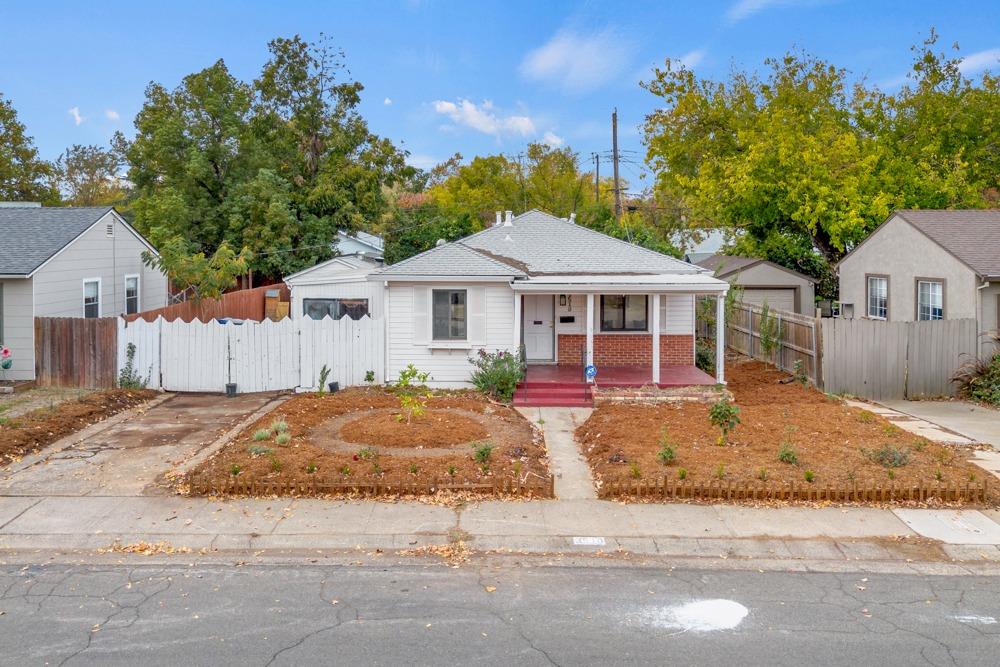 Detail Gallery Image 39 of 43 For 3510 63rd St, Sacramento,  CA 95820 - 3 Beds | 2 Baths