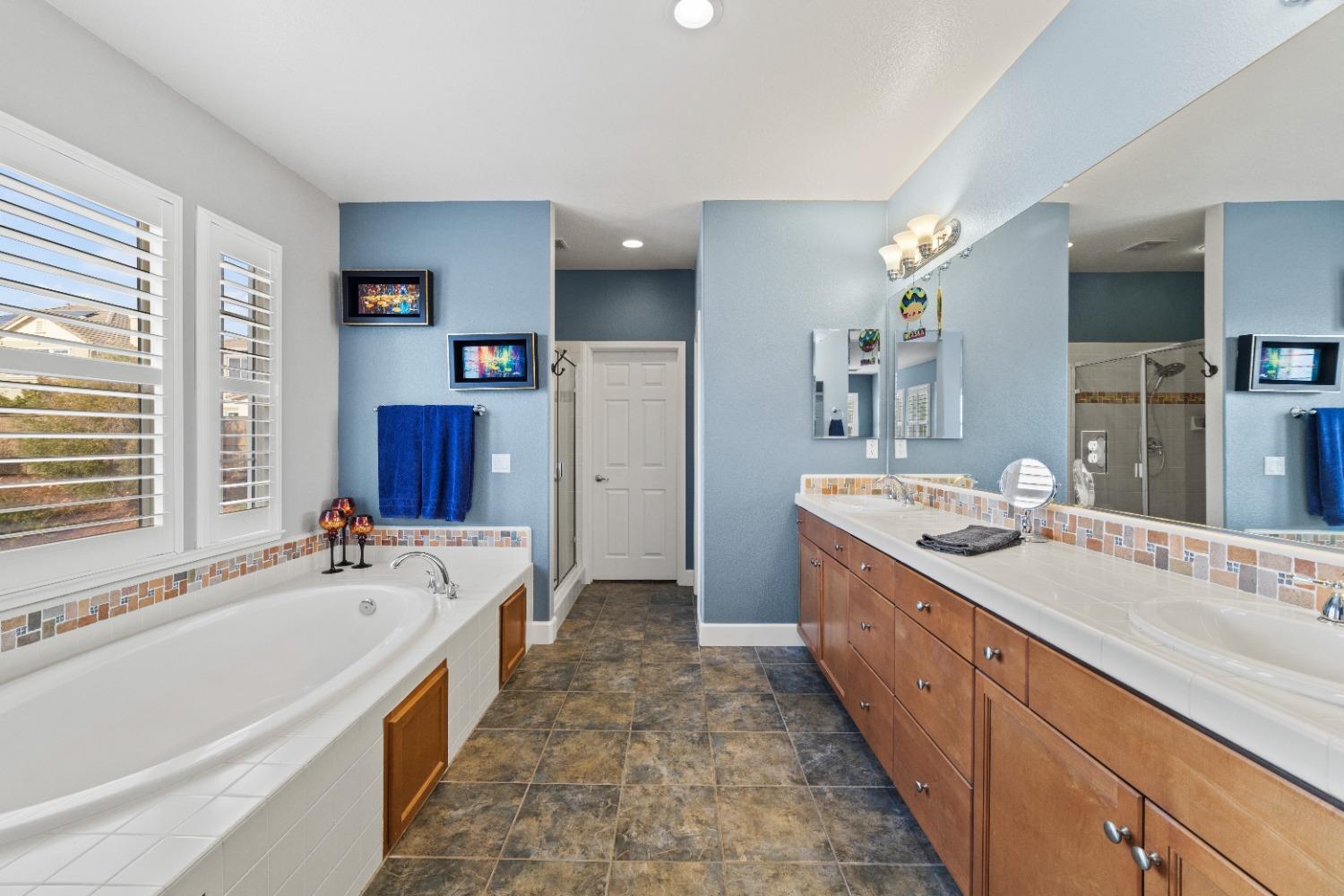 Detail Gallery Image 37 of 62 For 9010 Hearst Pl, El Dorado Hills,  CA 95762 - 5 Beds | 4 Baths