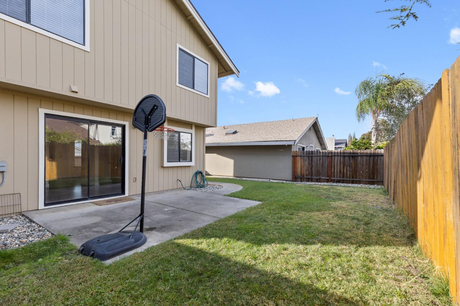 Detail Gallery Image 26 of 31 For 3353 Brownlea Cir, Antelope,  CA 95843 - 3 Beds | 2/1 Baths