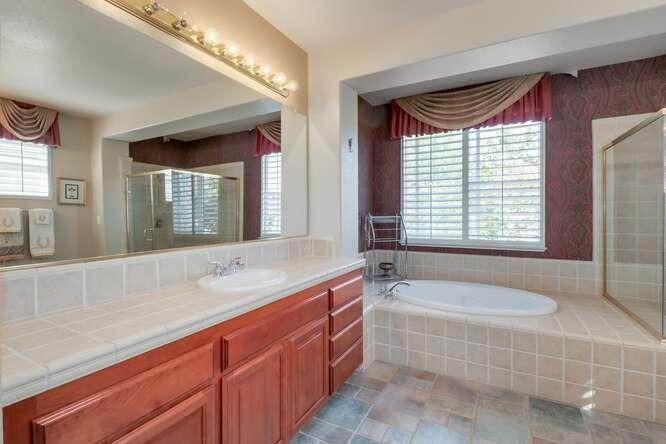 Detail Gallery Image 31 of 46 For 1731 N Bend Dr, Sacramento,  CA 95835 - 4 Beds | 4 Baths