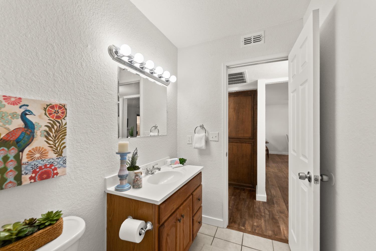 Detail Gallery Image 23 of 51 For 7441 Auburn Oaks Ct #G,  Citrus Heights,  CA 95621 - 2 Beds | 2 Baths