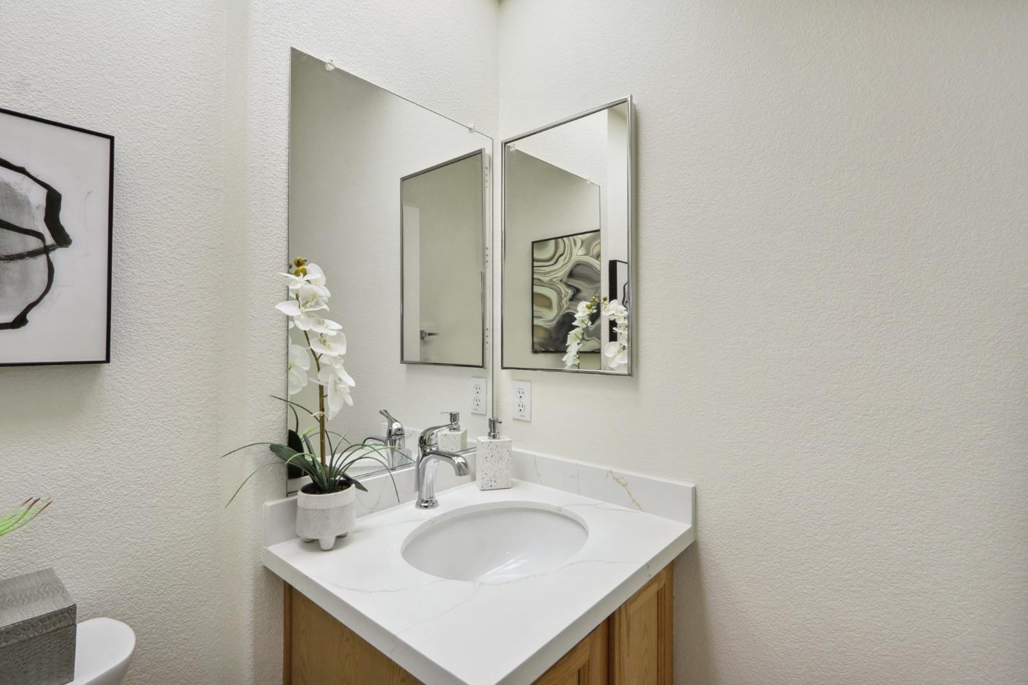 Detail Gallery Image 32 of 50 For 5377 Angelrock Loop, Roseville,  CA 95747 - 2 Beds | 1/1 Baths