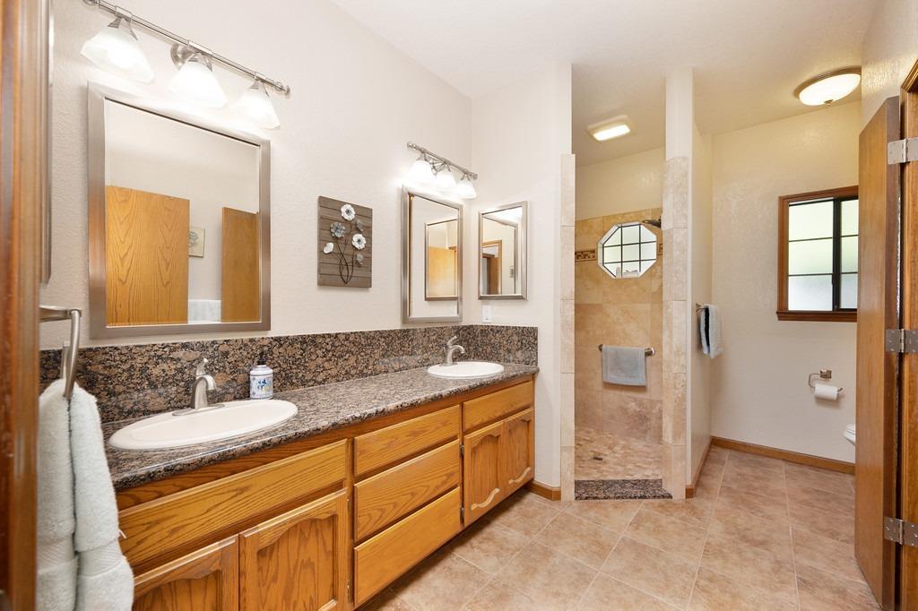 Detail Gallery Image 30 of 51 For 1526 Meadowlark Way, Roseville,  CA 95661 - 3 Beds | 2 Baths