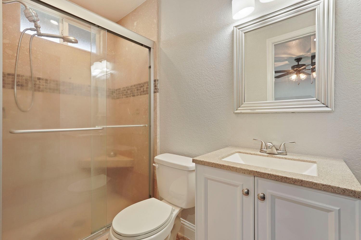 Detail Gallery Image 27 of 46 For 38 C St, Galt,  CA 95632 - 4 Beds | 2 Baths