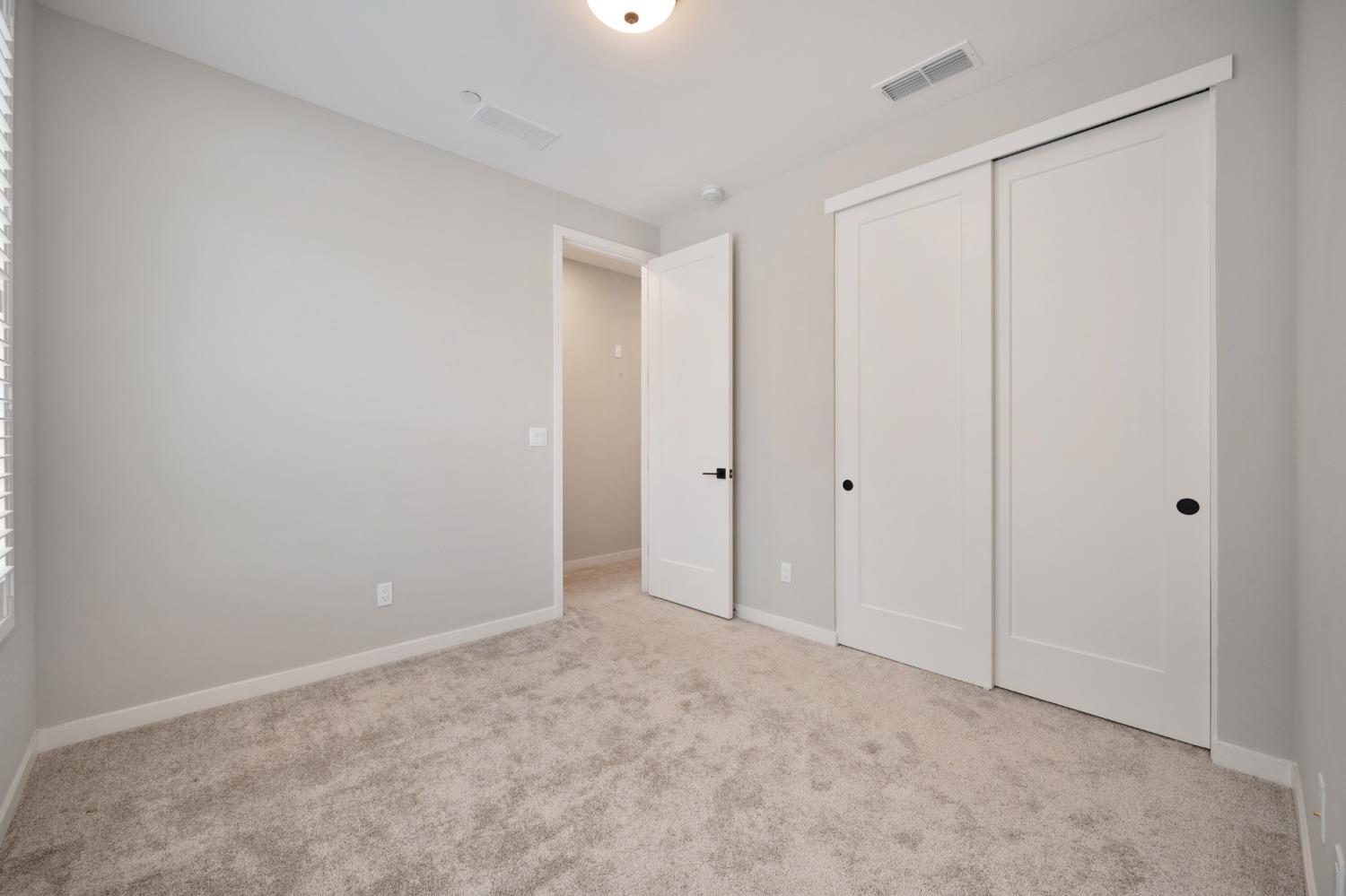 Detail Gallery Image 31 of 61 For 1412 E St, Sacramento,  CA 95814 - 2 Beds | 2/2 Baths