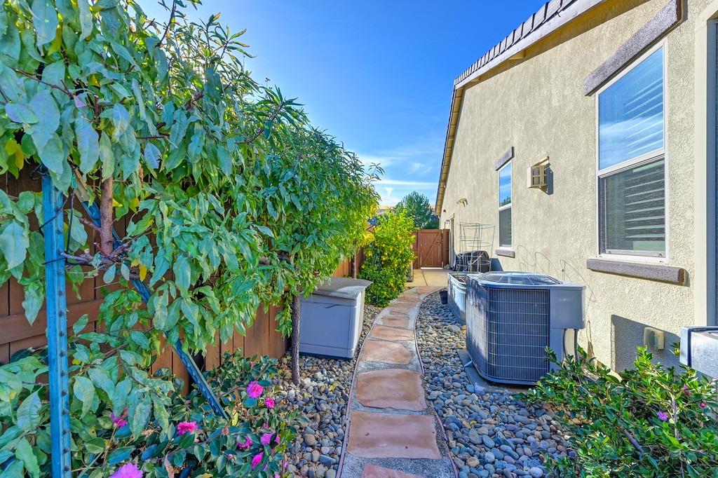 Detail Gallery Image 48 of 55 For 5029 Hollister Loop, El Dorado Hills,  CA 95762 - 2 Beds | 2 Baths