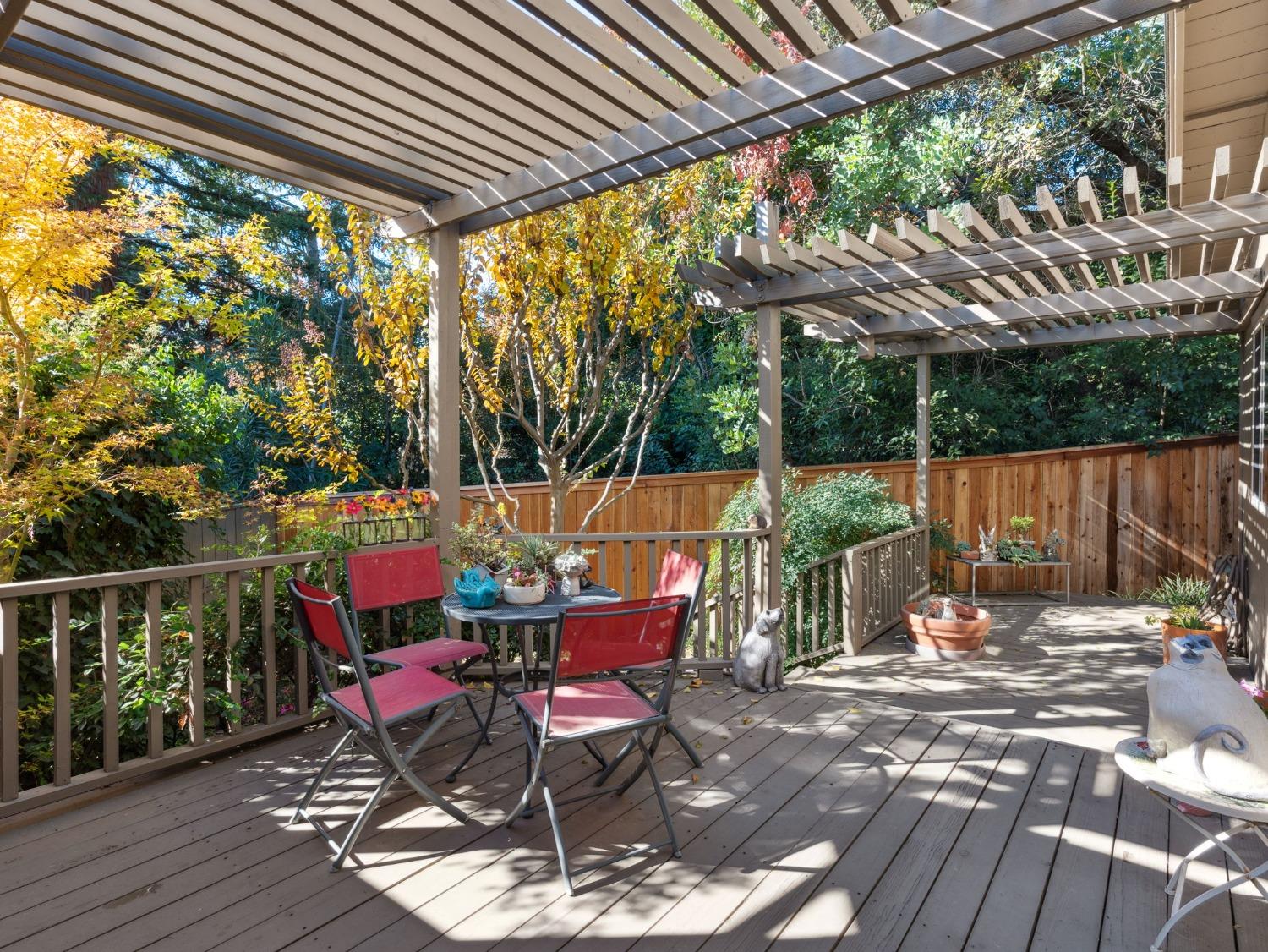 Detail Gallery Image 21 of 25 For 47 Riverbank Place, Carmichael,  CA 95608 - 3 Beds | 2 Baths