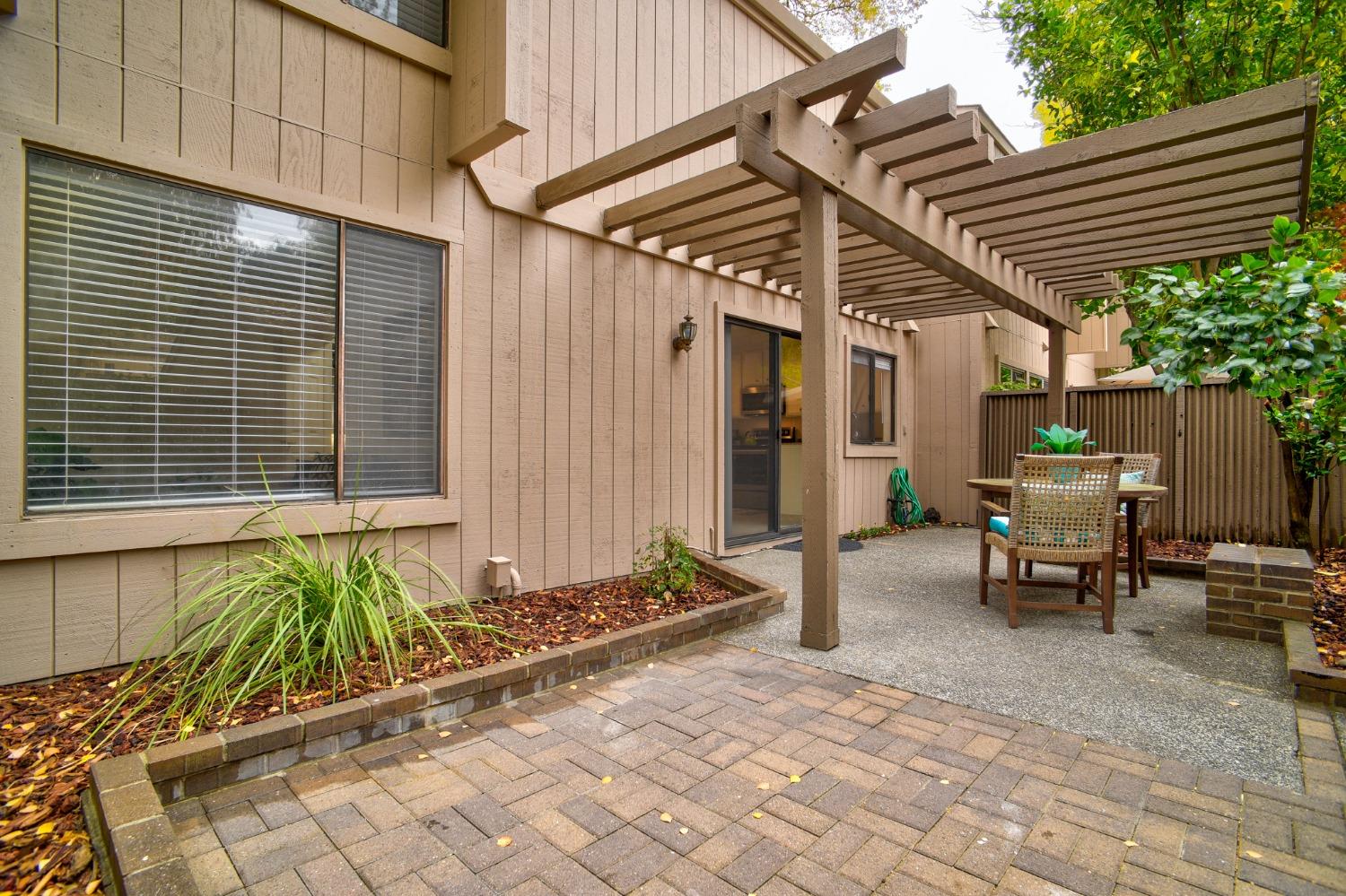 Detail Gallery Image 20 of 38 For 292 Hartnell Pl, Sacramento,  CA 95825 - 2 Beds | 2/1 Baths