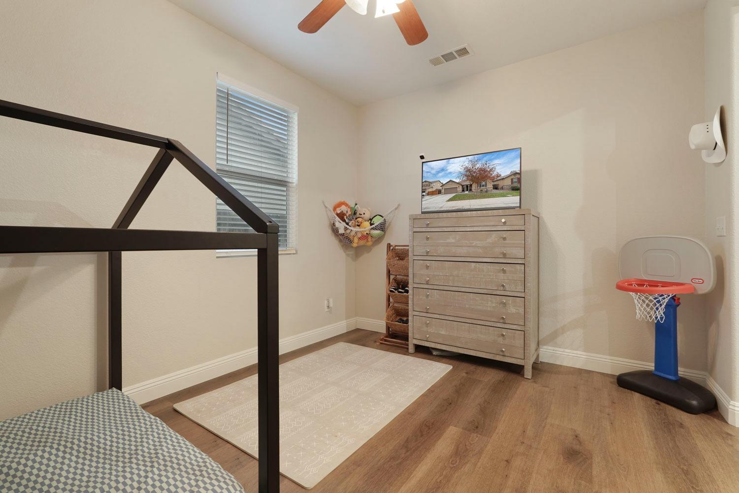 Detail Gallery Image 30 of 49 For 857 Ellis Cir, Galt,  CA 95632 - 3 Beds | 2 Baths