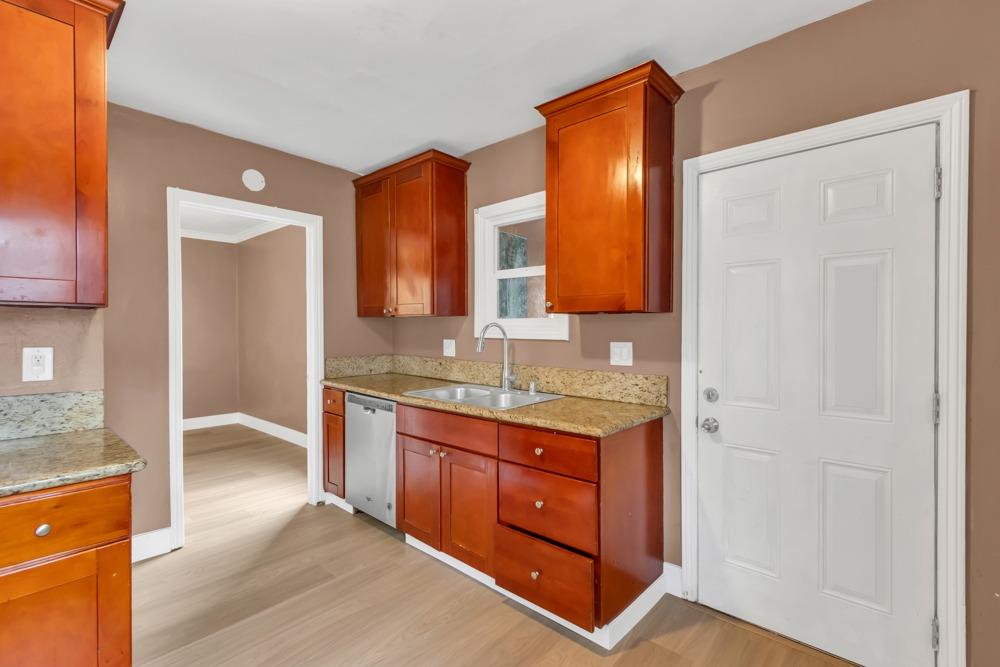 Detail Gallery Image 11 of 28 For 3532 43rd St, Sacramento,  CA 95817 - 2 Beds | 1 Baths