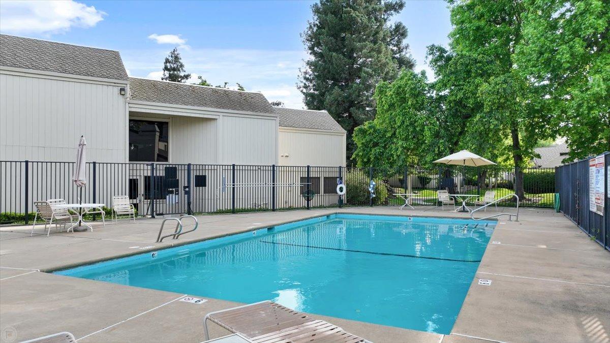 Detail Gallery Image 41 of 49 For 1101 Cedar Creek Dr #4,  Modesto,  CA 95355 - 2 Beds | 2 Baths