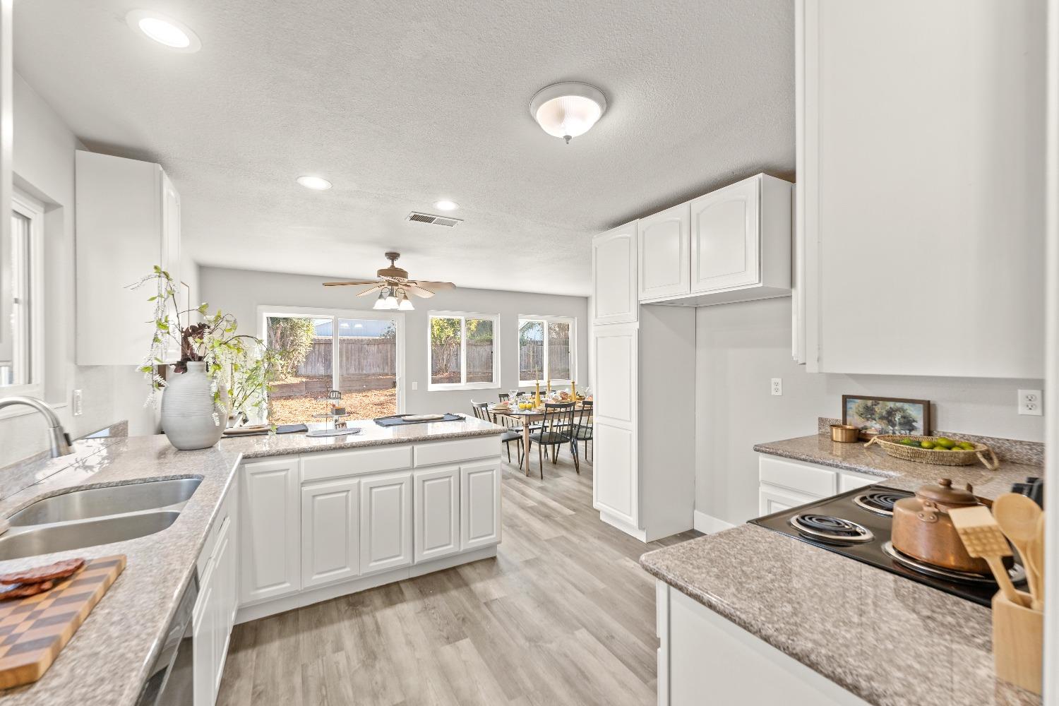 Detail Gallery Image 29 of 62 For 3921 Duxburg Ct, Sacramento,  CA 95827 - 4 Beds | 2 Baths