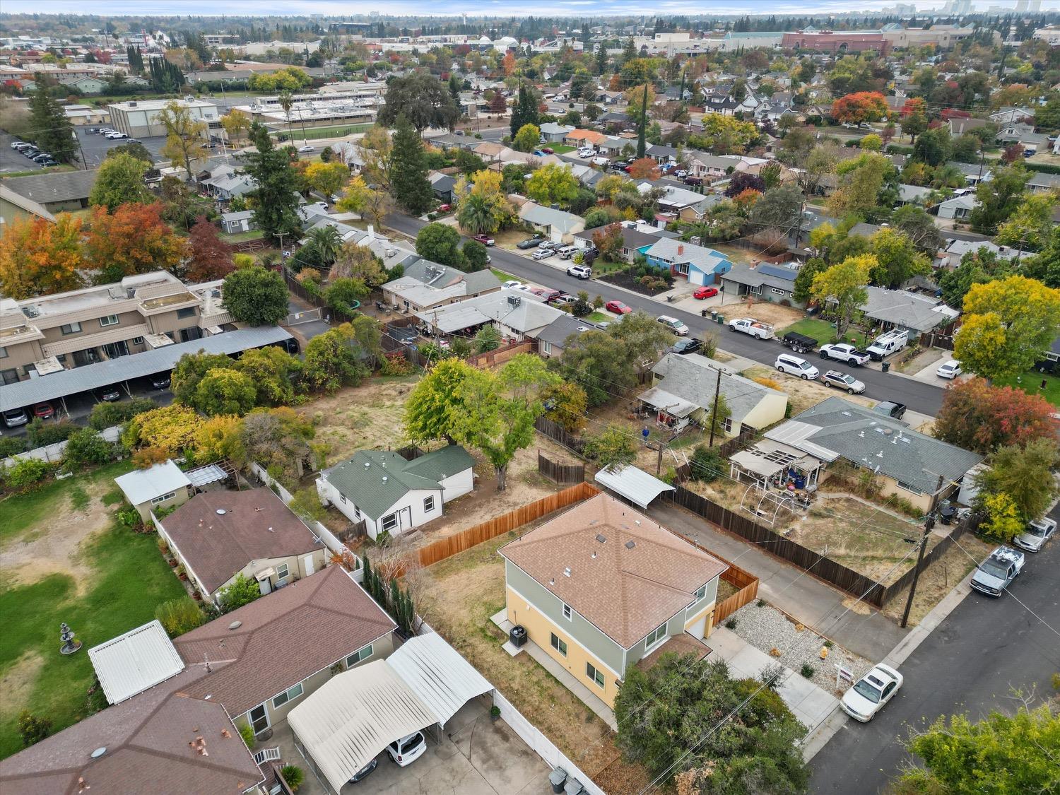 Detail Gallery Image 30 of 32 For 2100 S Keith Way, Sacramento,  CA 95825 - 2 Beds | 1 Baths