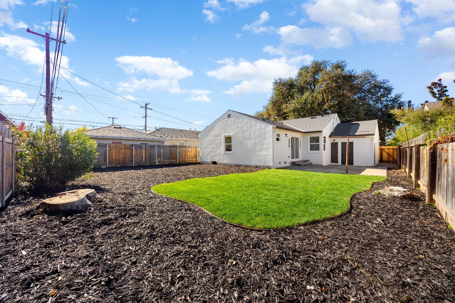 Detail Gallery Image 33 of 40 For 3815 64th St, Sacramento,  CA 95820 - 3 Beds | 2 Baths