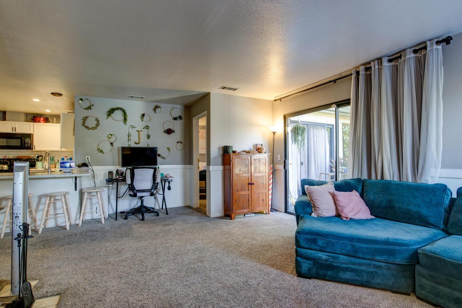 Detail Gallery Image 15 of 41 For 1631 Porter Way, Stockton,  CA 95207 - 2 Beds | 2 Baths