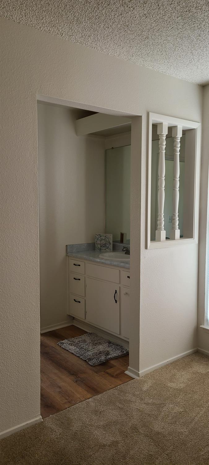 Detail Gallery Image 7 of 20 For 936 Beryl Way, Modesto,  CA 95351 - 3 Beds | 2 Baths