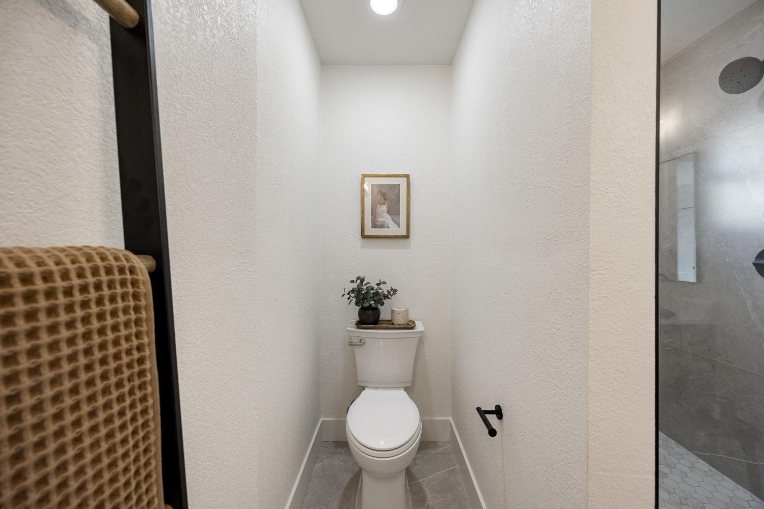 Detail Gallery Image 26 of 40 For 3815 64th St, Sacramento,  CA 95820 - 3 Beds | 2 Baths