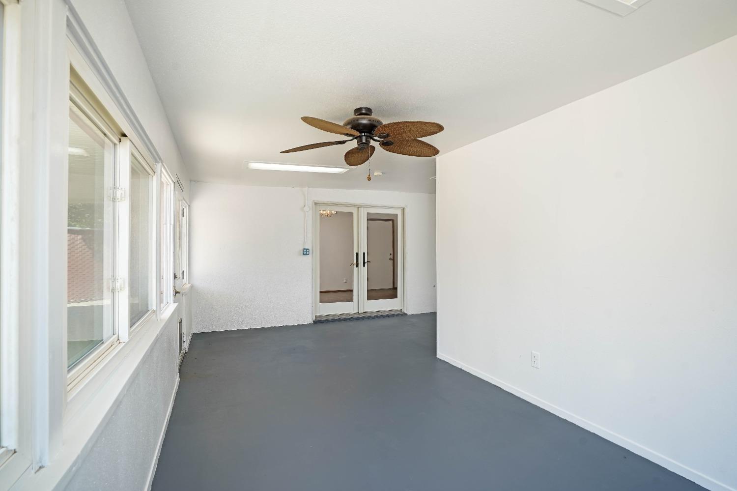 Detail Gallery Image 10 of 26 For 4358 N Pleasant Ave, Fresno,  CA 93705 - 3 Beds | 1/1 Baths