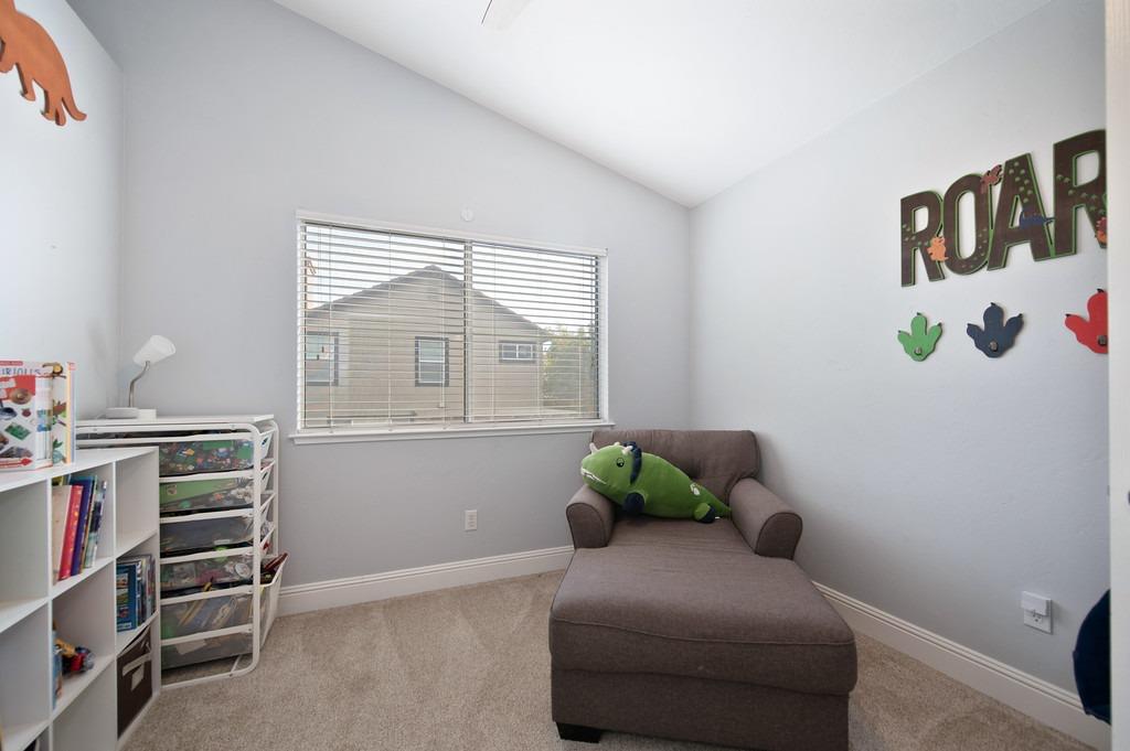 Detail Gallery Image 21 of 40 For 110 Royalton, Folsom,  CA 95630 - 3 Beds | 2/1 Baths