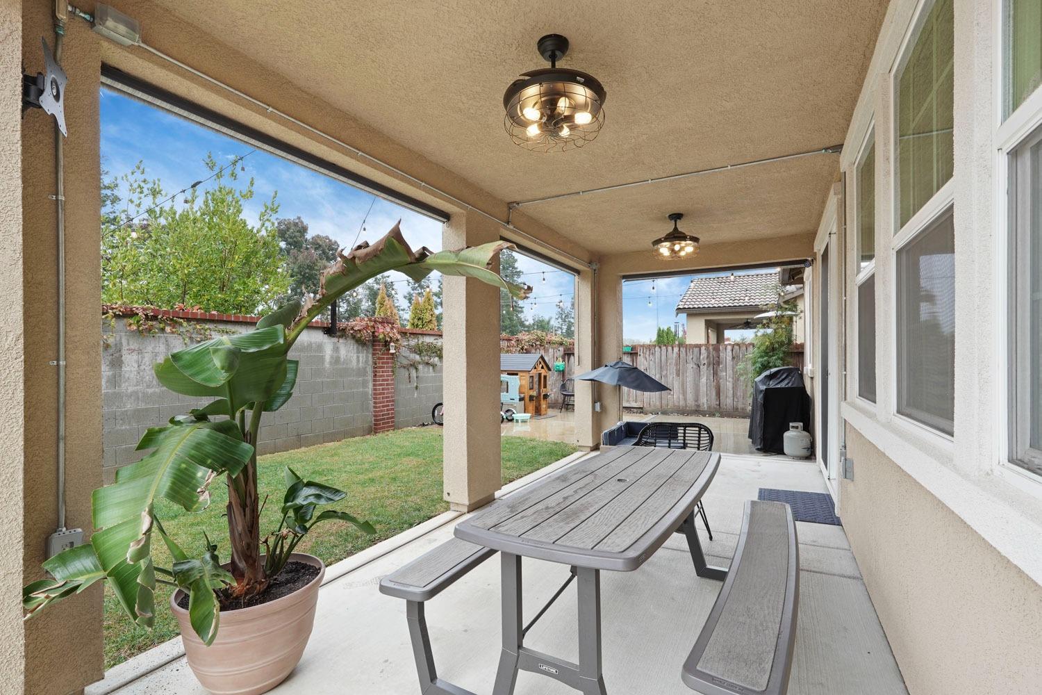 Detail Gallery Image 38 of 49 For 857 Ellis Cir, Galt,  CA 95632 - 3 Beds | 2 Baths