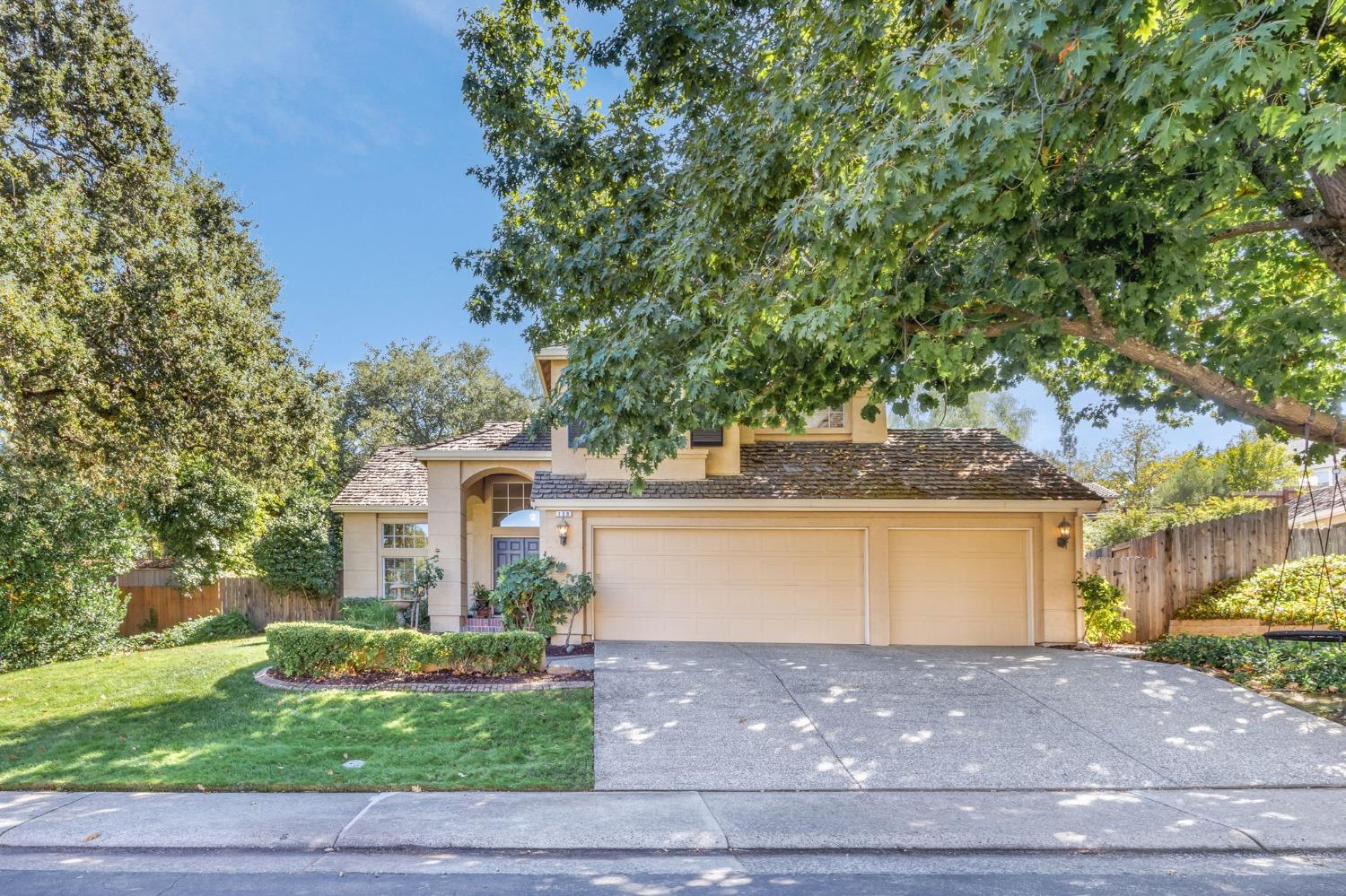 Detail Gallery Image 3 of 48 For 150 Cruickshank Dr, Folsom,  CA 95630 - 4 Beds | 2/1 Baths