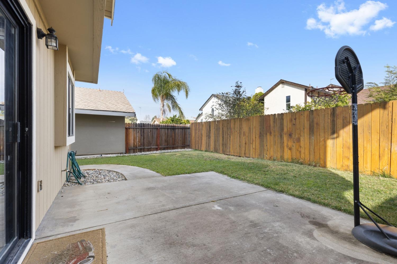 Detail Gallery Image 25 of 31 For 3353 Brownlea Cir, Antelope,  CA 95843 - 3 Beds | 2/1 Baths