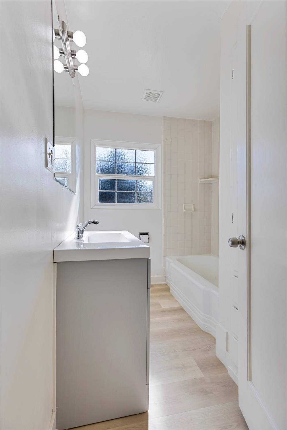 Detail Gallery Image 23 of 33 For 2556 W Mendocino Ave, Stockton,  CA 95204 - 3 Beds | 1 Baths