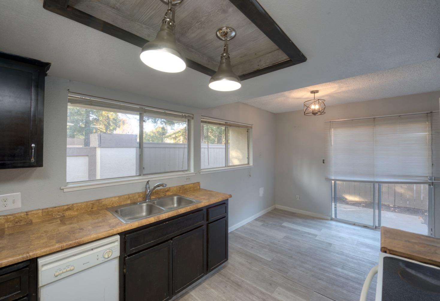 Detail Gallery Image 15 of 41 For 3701 Colonial Dr #178,  Modesto,  CA 95356 - 2 Beds | 2 Baths