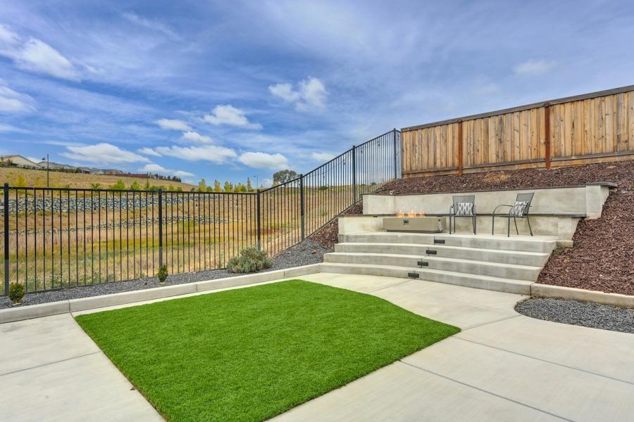 Detail Gallery Image 52 of 62 For 4890 Rockrose Dr, Folsom,  CA 95630 - 4 Beds | 2/1 Baths