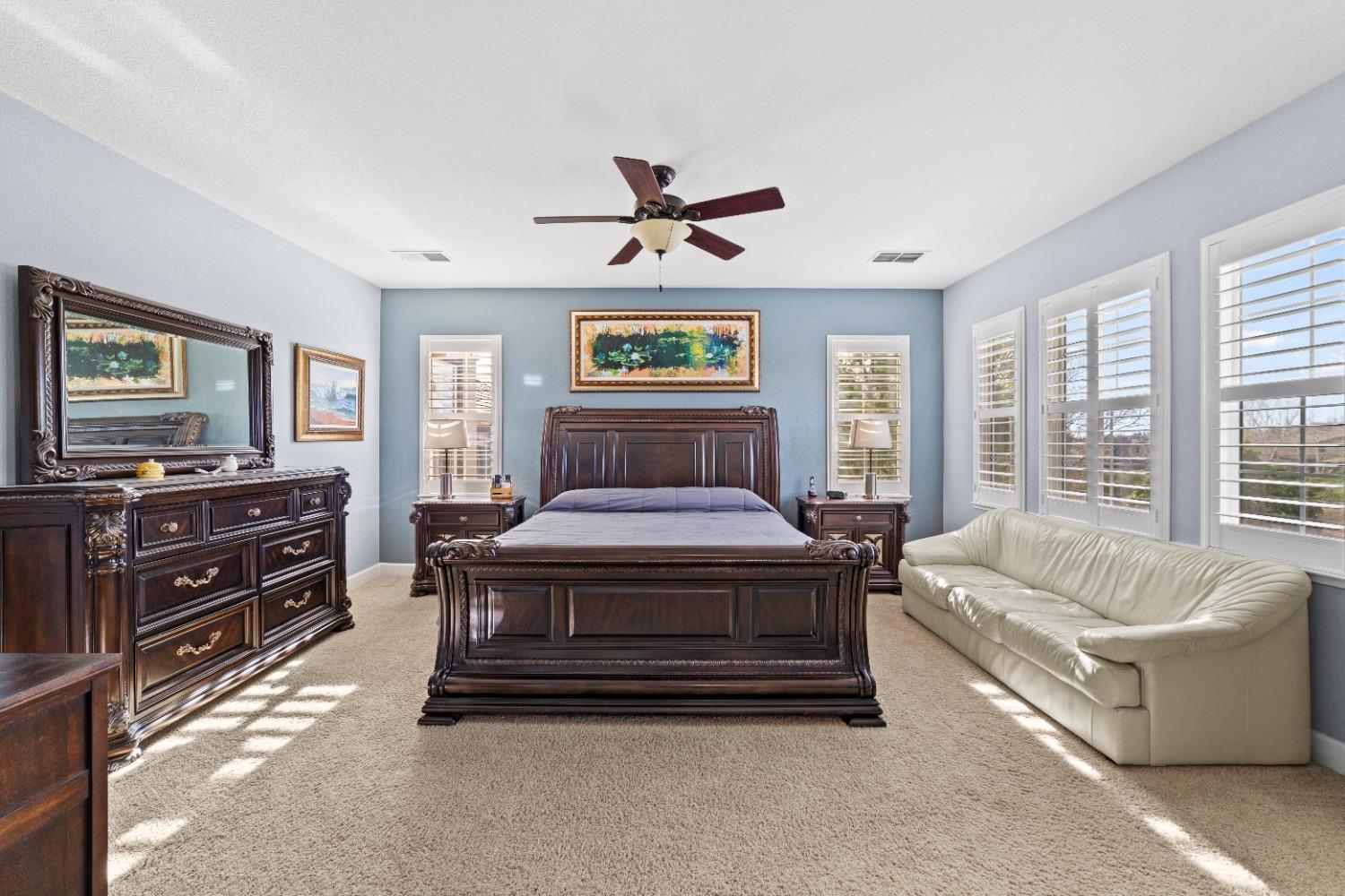 Detail Gallery Image 3 of 62 For 9010 Hearst Pl, El Dorado Hills,  CA 95762 - 5 Beds | 4 Baths