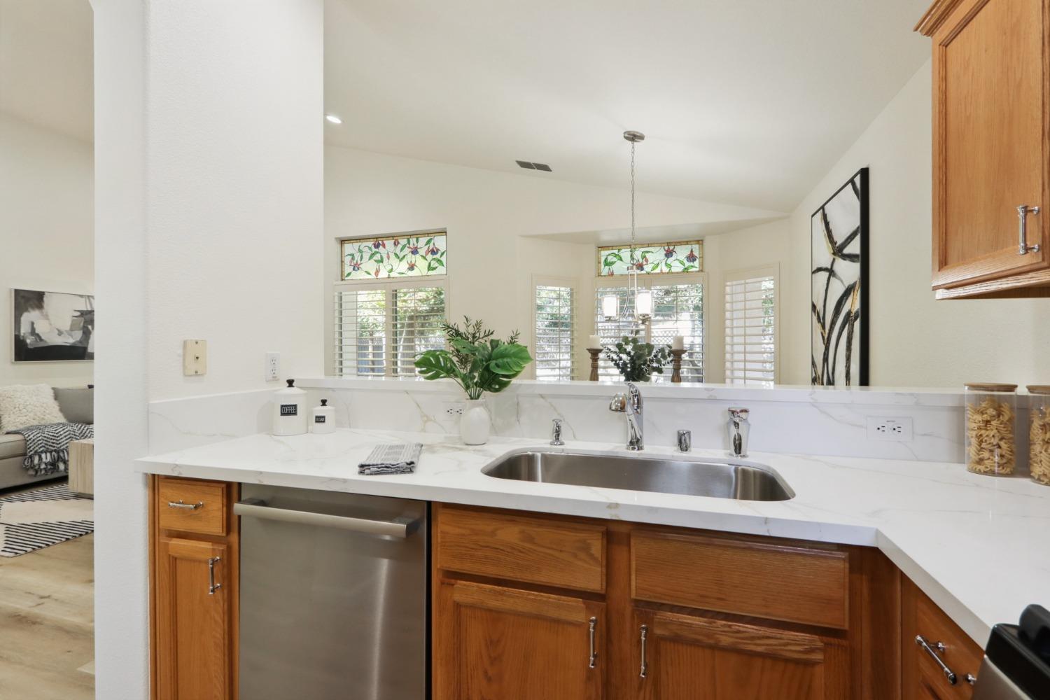 Detail Gallery Image 18 of 50 For 5377 Angelrock Loop, Roseville,  CA 95747 - 2 Beds | 1/1 Baths