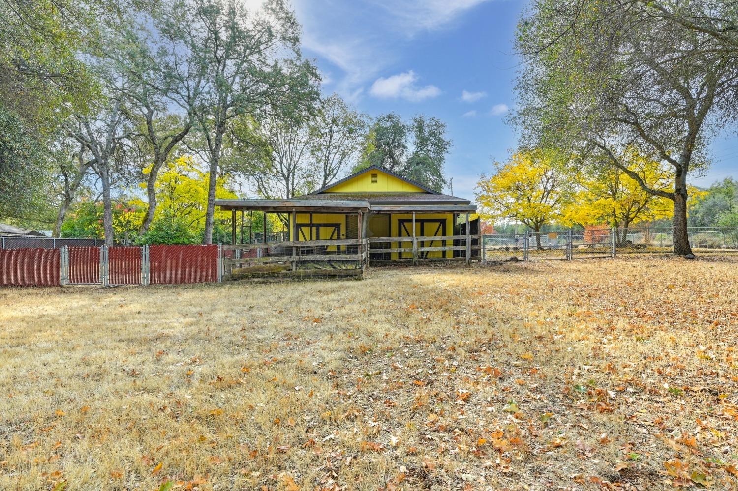 Detail Gallery Image 23 of 31 For 3951 Many Oaks Ln, Shingle Springs,  CA 95682 - 3 Beds | 2 Baths