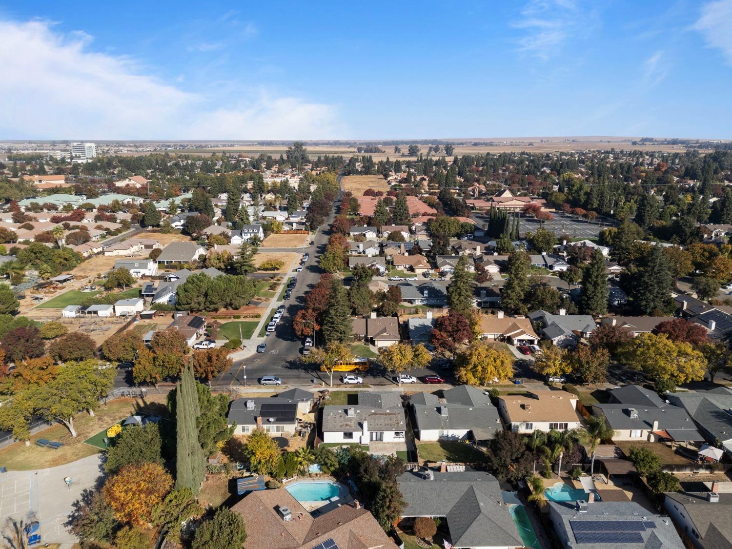 Detail Gallery Image 32 of 35 For 1030 E Donna Dr, Merced,  CA 95340 - 3 Beds | 2 Baths