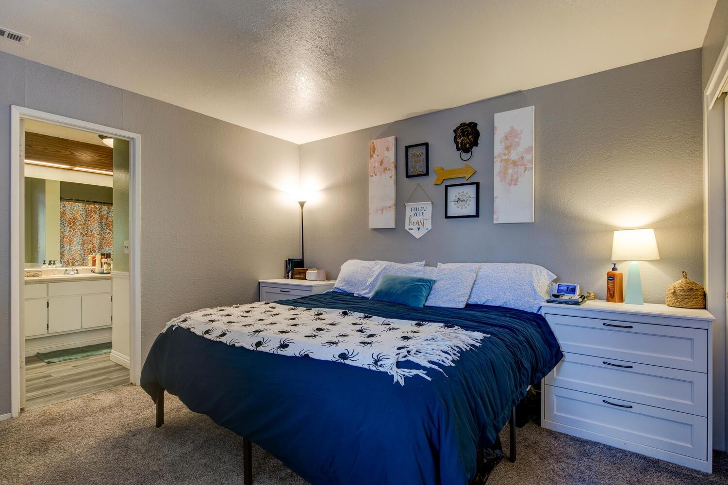 Detail Gallery Image 19 of 41 For 1631 Porter Way, Stockton,  CA 95207 - 2 Beds | 2 Baths