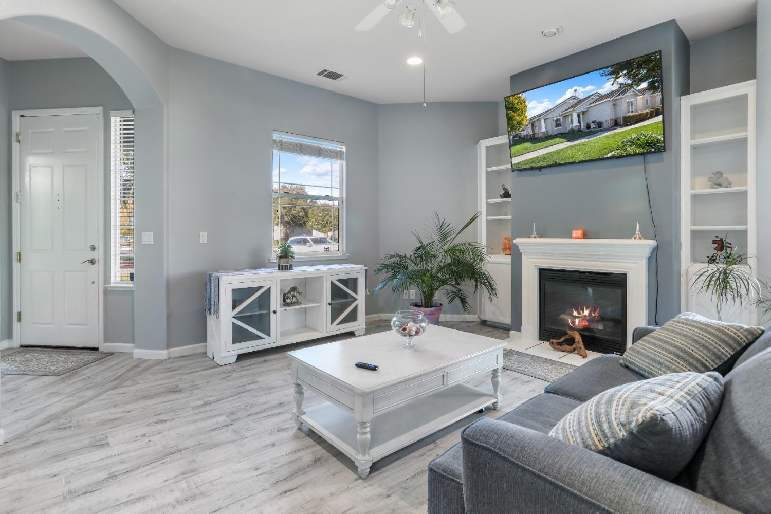 Detail Gallery Image 7 of 31 For 1664 Red Sky Way, Ripon,  CA 95366 - 2 Beds | 2 Baths