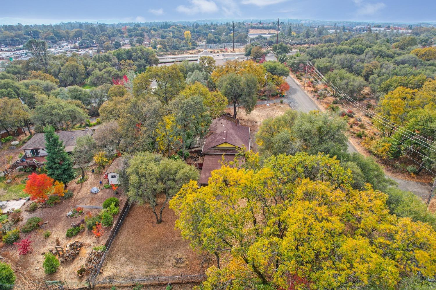 Detail Gallery Image 30 of 31 For 3951 Many Oaks Ln, Shingle Springs,  CA 95682 - 3 Beds | 2 Baths