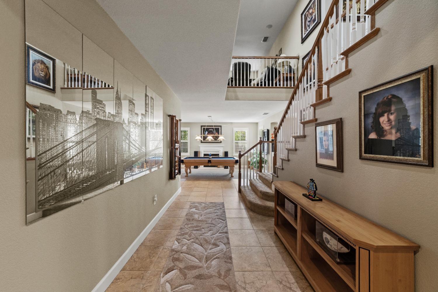 Detail Gallery Image 10 of 62 For 9010 Hearst Pl, El Dorado Hills,  CA 95762 - 5 Beds | 4 Baths