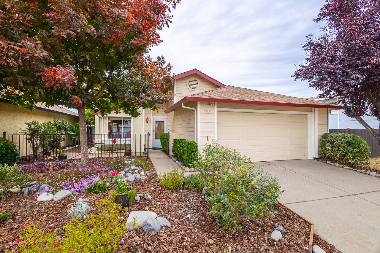 Detail Gallery Image 1 of 26 For 4973 Perceptive Way, Sacramento,  CA 95842 - 3 Beds | 2 Baths