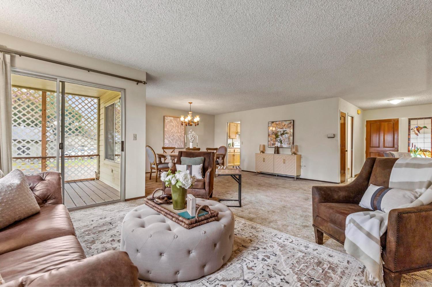 Detail Gallery Image 11 of 69 For 321 Walnut Tree Dr, Colusa,  CA 95932 - 4 Beds | 3/1 Baths