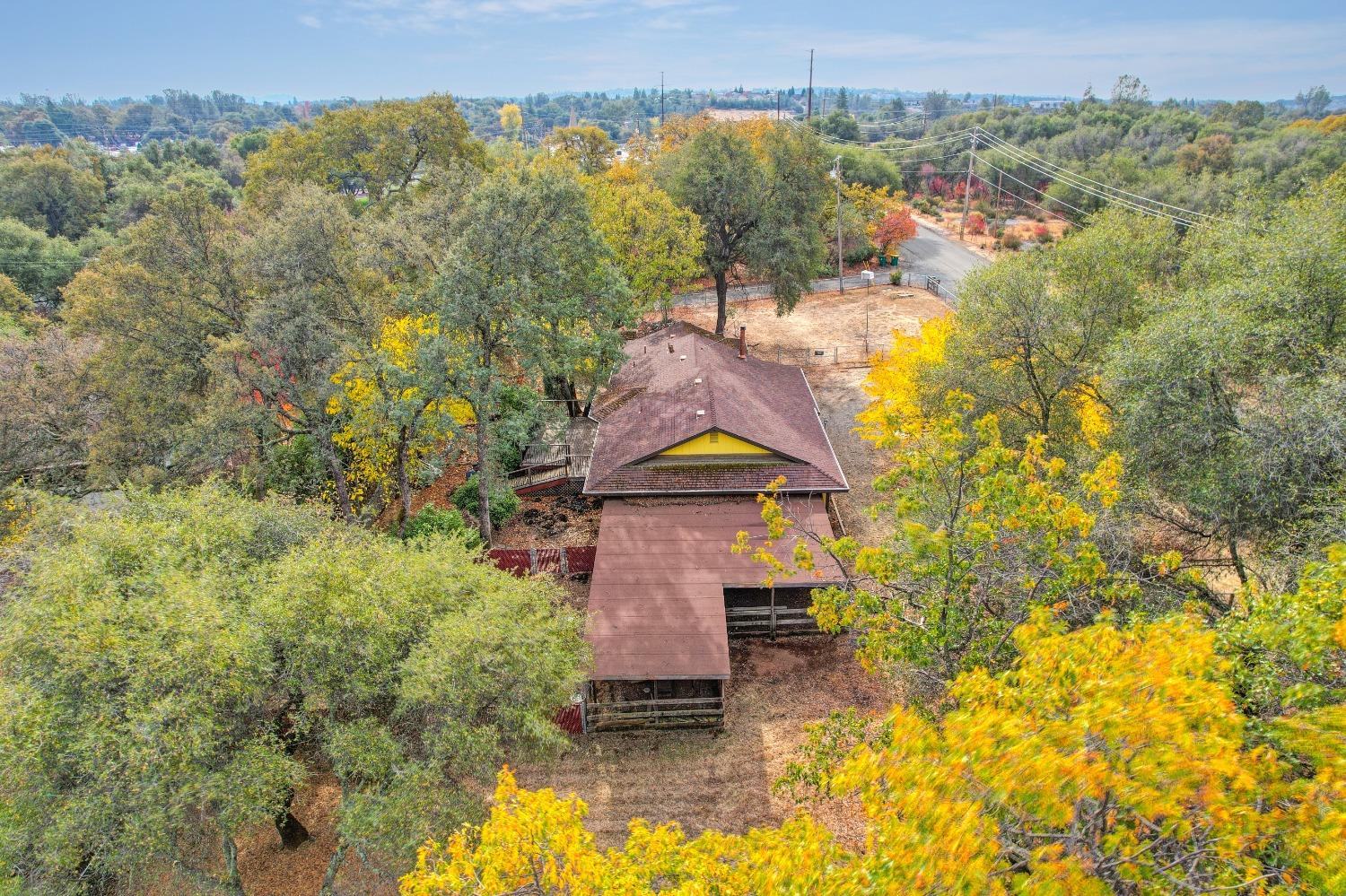 Detail Gallery Image 27 of 31 For 3951 Many Oaks Ln, Shingle Springs,  CA 95682 - 3 Beds | 2 Baths