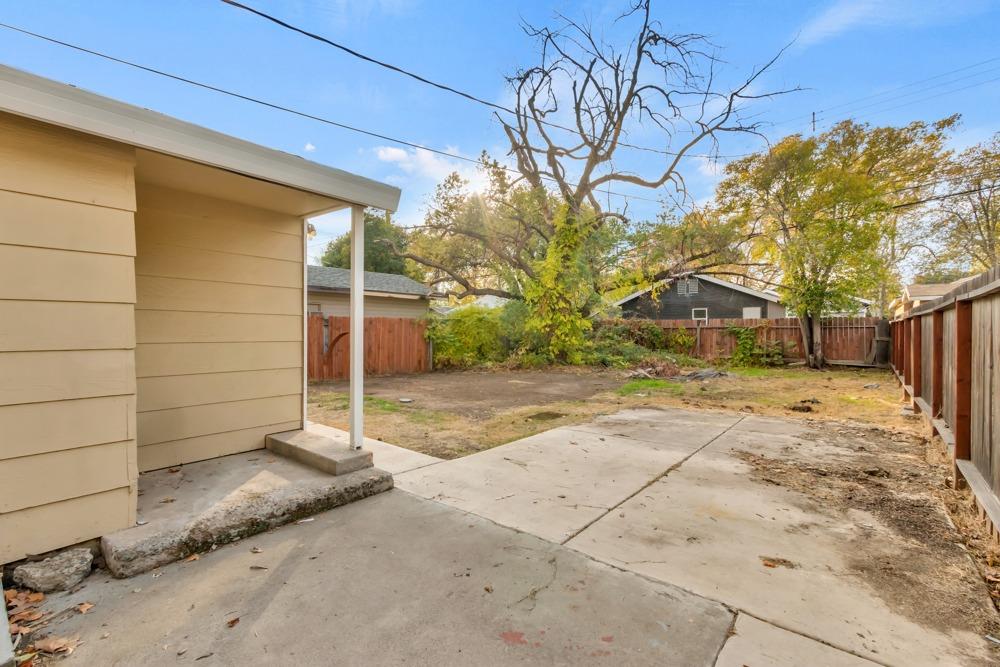 Detail Gallery Image 23 of 28 For 3532 43rd St, Sacramento,  CA 95817 - 2 Beds | 1 Baths