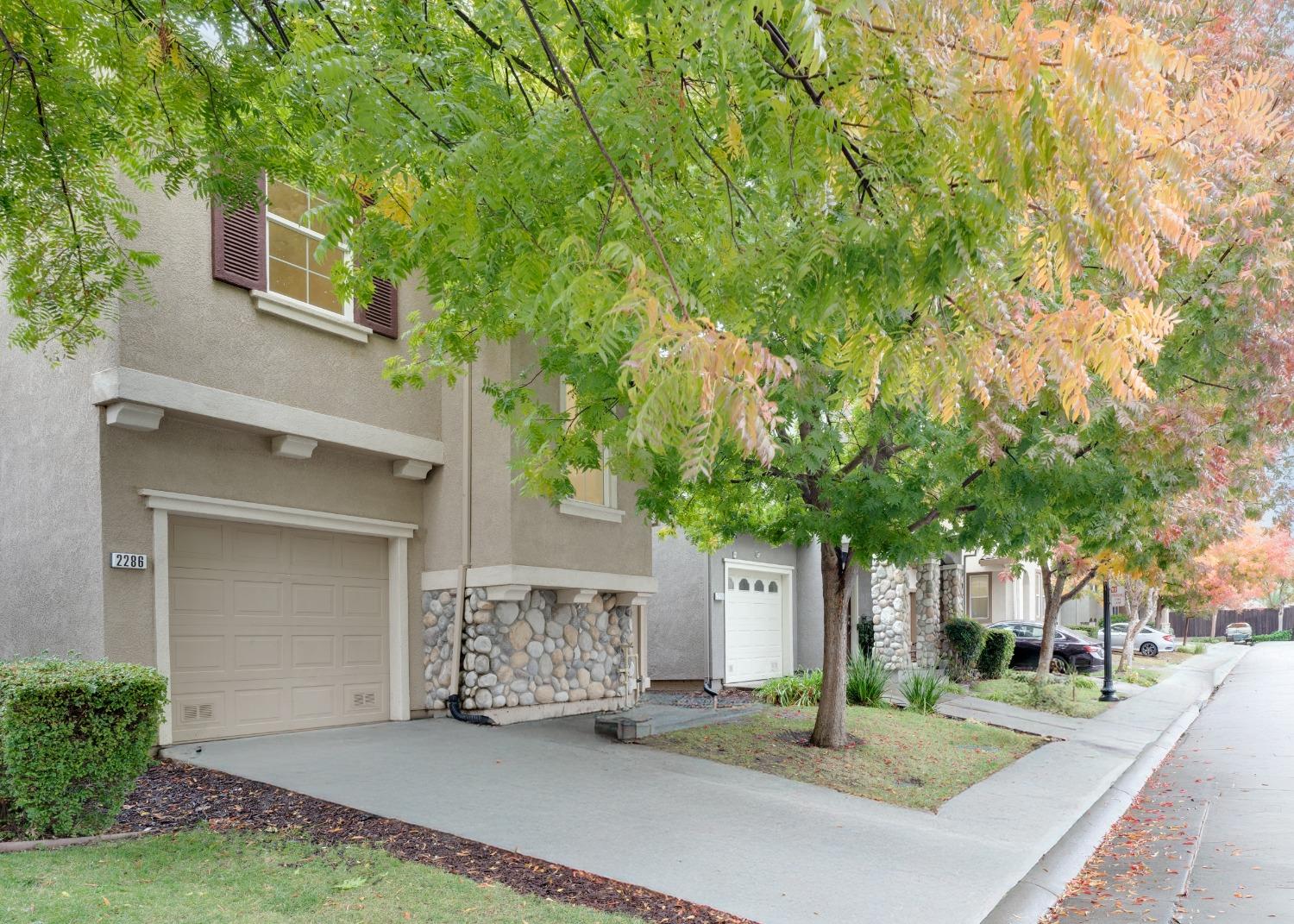 Detail Gallery Image 1 of 46 For 2286 Coffeeberry Rd, West Sacramento,  CA 95691 - 3 Beds | 2/1 Baths