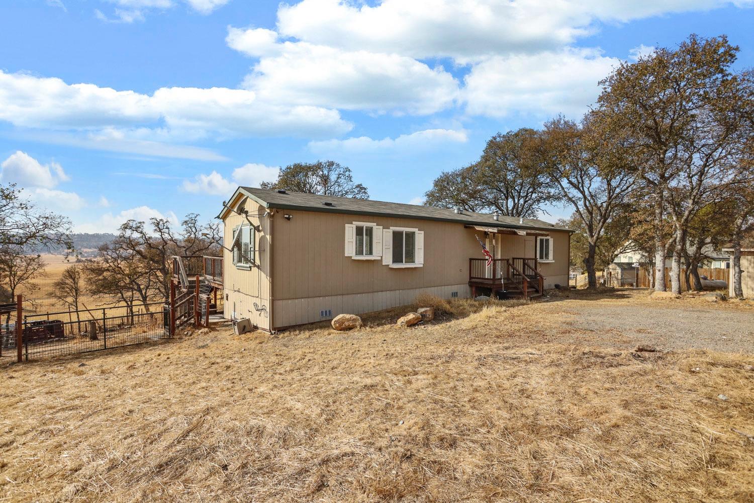 Detail Gallery Image 4 of 45 For 4967 Kiva Dr, Copperopolis,  CA 95228 - 2 Beds | 2 Baths