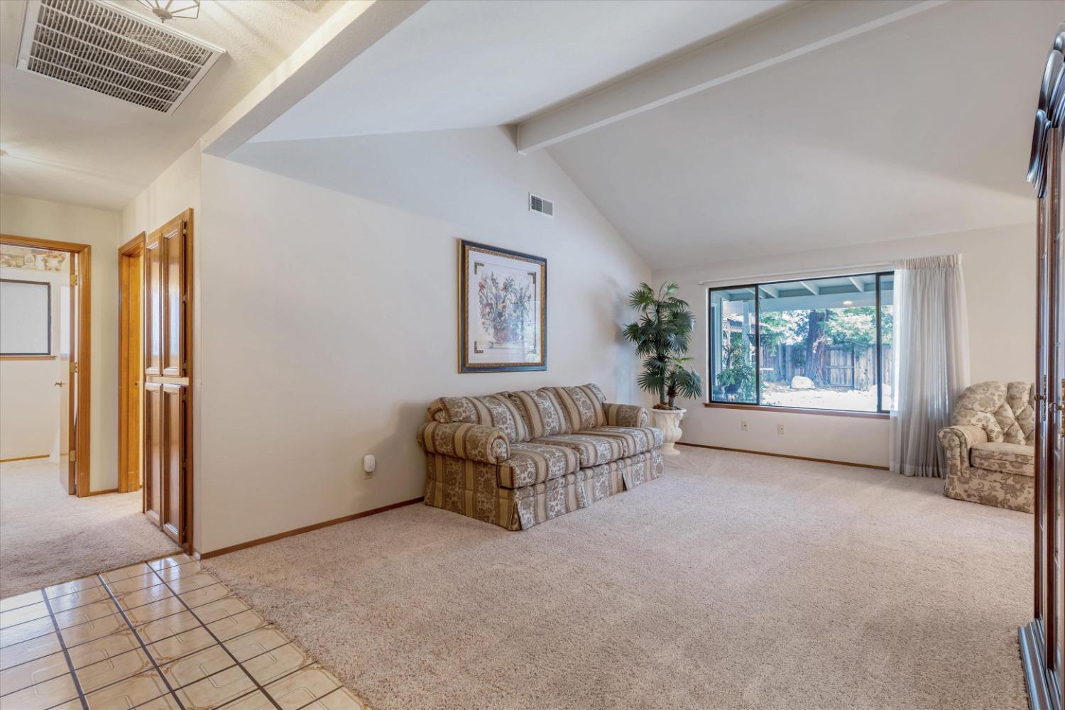 Detail Gallery Image 21 of 43 For 3982 Argonaut Ave, Rocklin,  CA 95677 - 3 Beds | 2/1 Baths